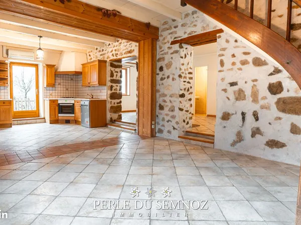 Maison de 126 m2 avec vue montagne 