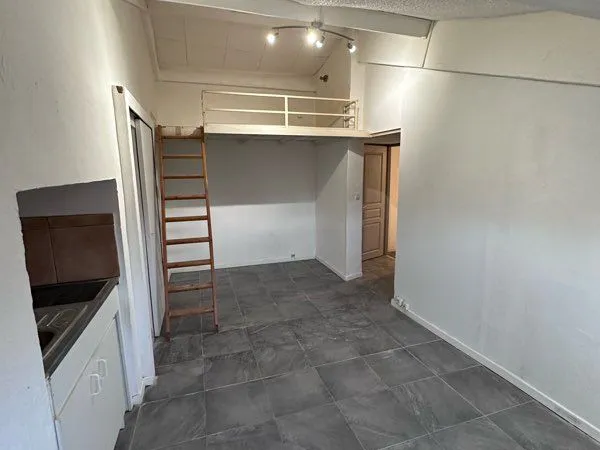 Appartement type t2 30m2 quartier calme 