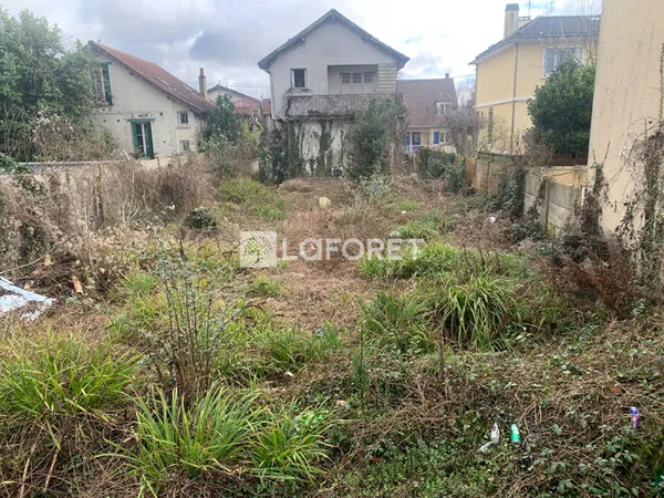 Terrain 223 m² 