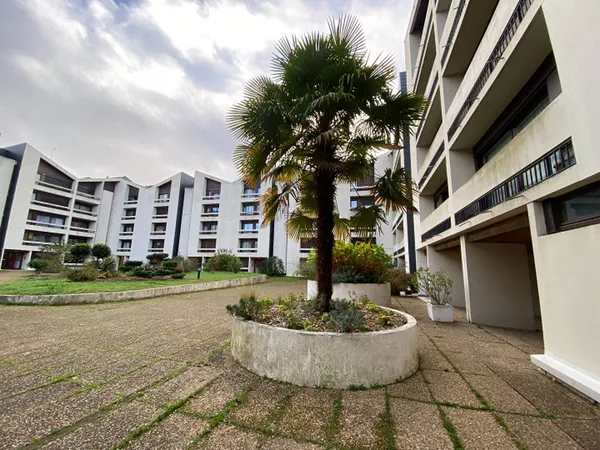 Appartement 1 pièce 46 m² 