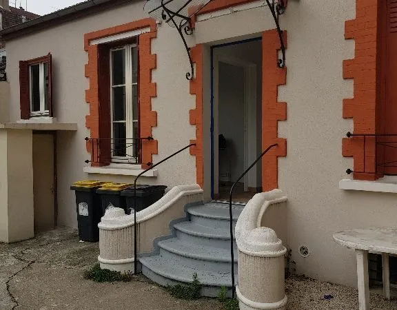 Studio 2 pièces 17 m² 