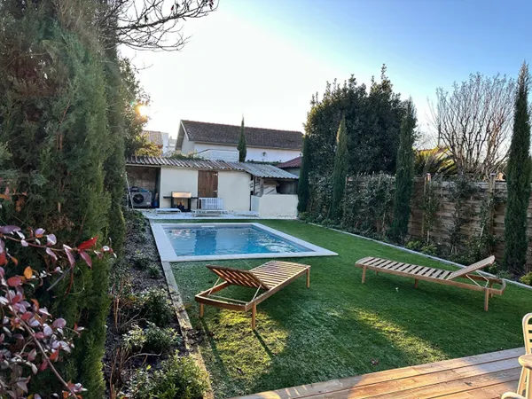 Le Bouscat - 71 M2 - 2 chambres - Terrain 284 M2 - jardin - Pis 