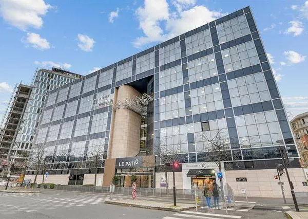 Bureaux 233 m² 