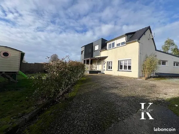 Propriété 5 pièces 132 m² 