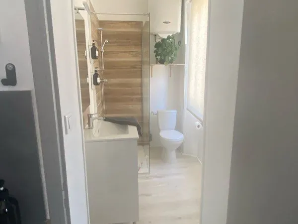 Studio meublé 