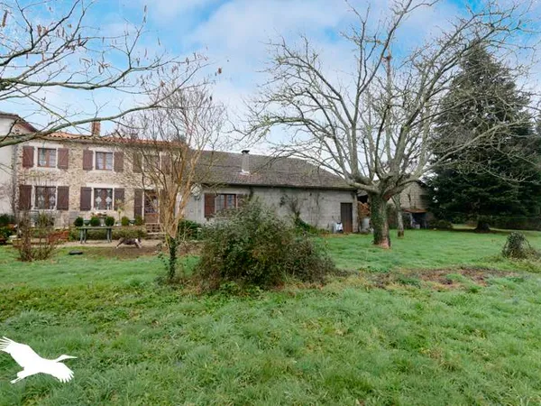 Maison en pierre 6 pièces 140 m² 