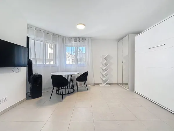 Appartement 1 pièce 27 m² 