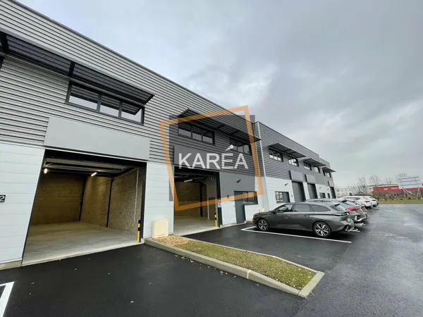 Local industriel 540 m² 