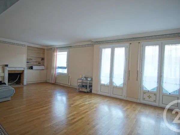 Appartement 4 pièces 110 m² 