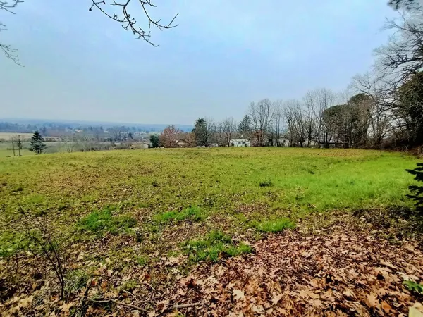Terrain constructible avec vue 