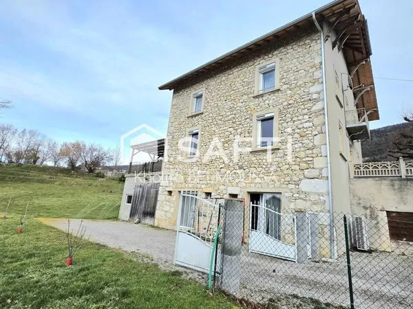 Maison 8 pièces 164 m² 