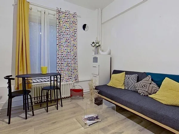 Appartement 1 pièce 15 m² 