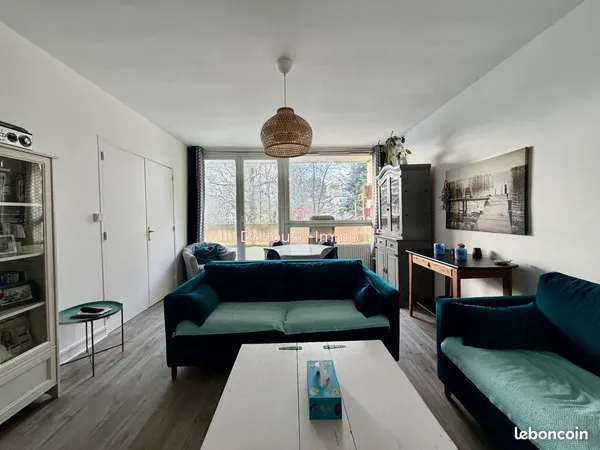 Appartement 4 pièces 82 m² 