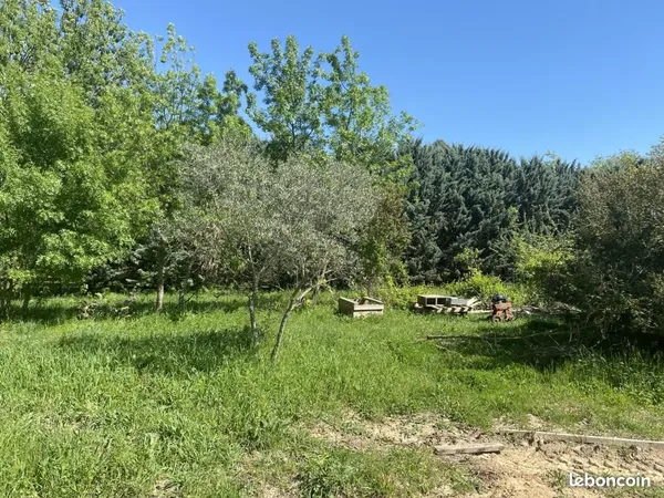 Terrain 320 m² Peyrolles En Provence 