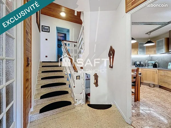 Maison 6 pièces 250 m² 