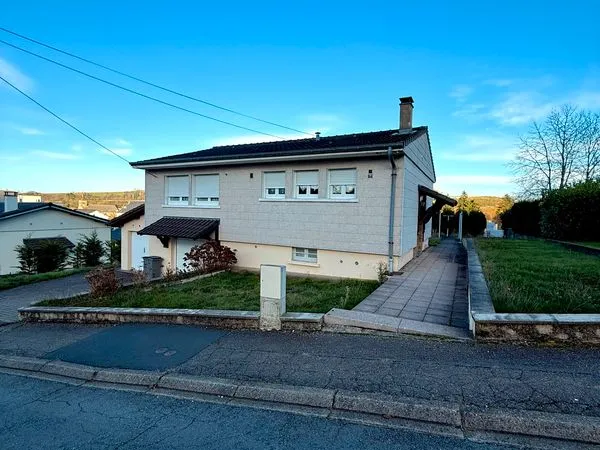 Maison individuelle F5 de 83.5m² habitables / 179m² au total 