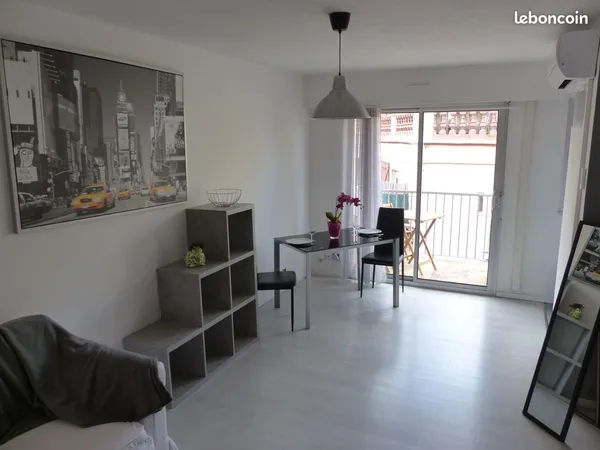 Agréable et lumineux appartement meublé avec balcon à Perpignan 