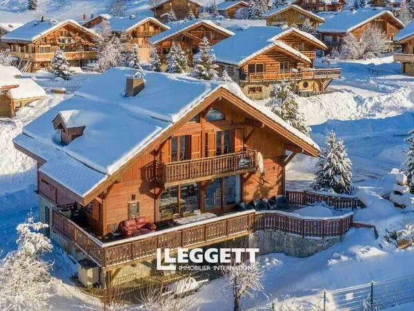 Maison 10 pièces 240 m² 