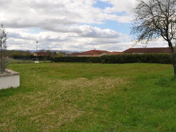 Terrain en individuel 1087 m² 