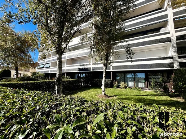 Appartement 4 pièces 84 m² 