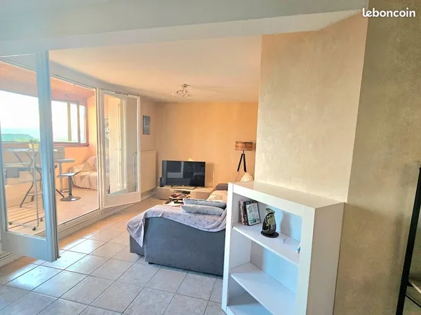Appartement T3 avec garage 