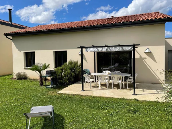 Maison de plain-pied 4 pièces 105 m² 