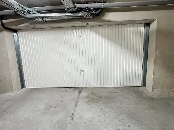 Garage 40 m² Valence 