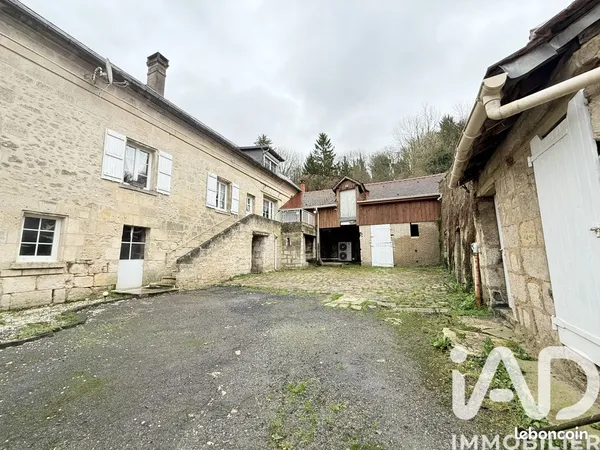 Longère 7 pièces 190 m² 