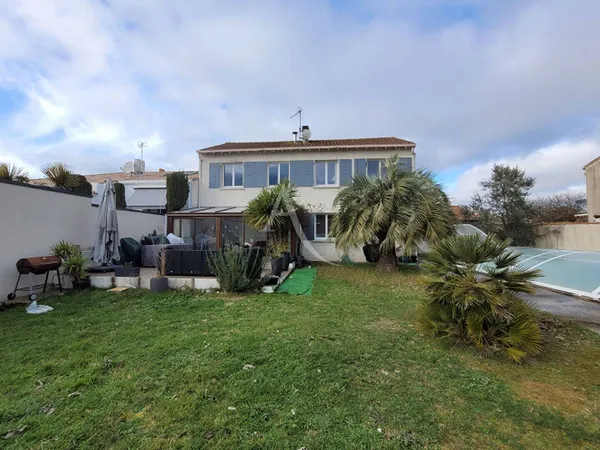 Maison 6 pièces 153 m² 