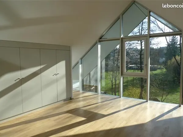 Triplex 5 pièces 148 m² 