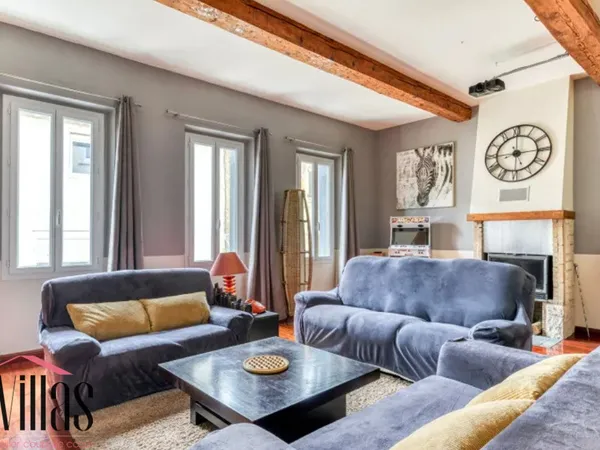 Belle maison bourgeoise familiale proche de Leucate avec T2 