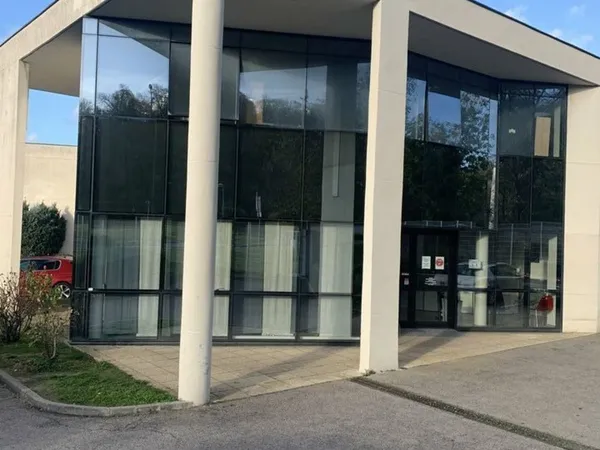 BUREAUX à LOUER 