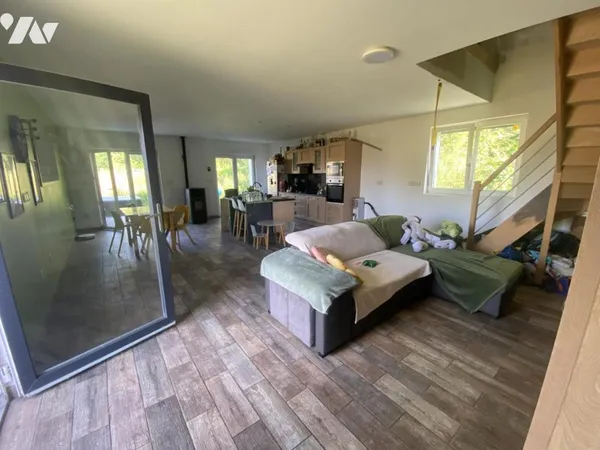 Maison 6 pièces 121 m² 