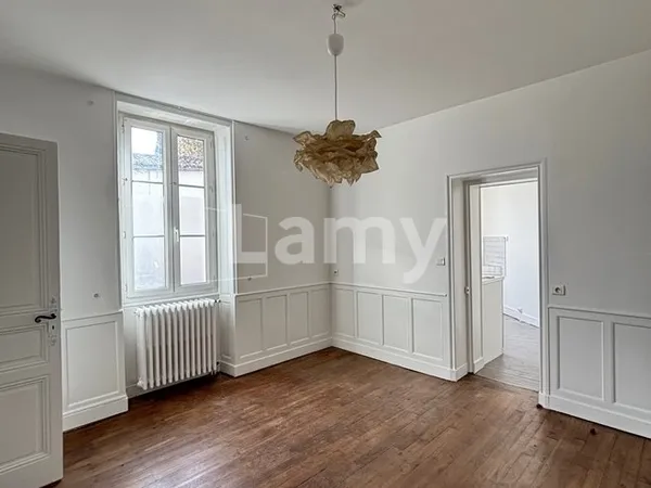 Maison Location Soyaux 4p 85m² 850€