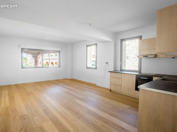 Appartement 2 pièces 64 m² 