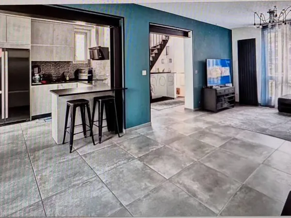 Maison 6 pièces 190 m² 
