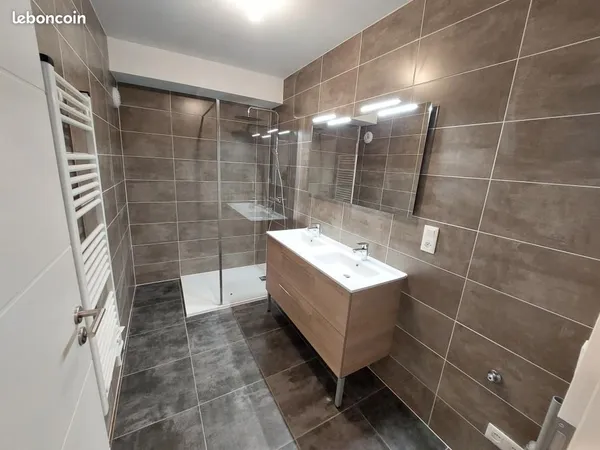 Appartement 3 pièces 59 m² 