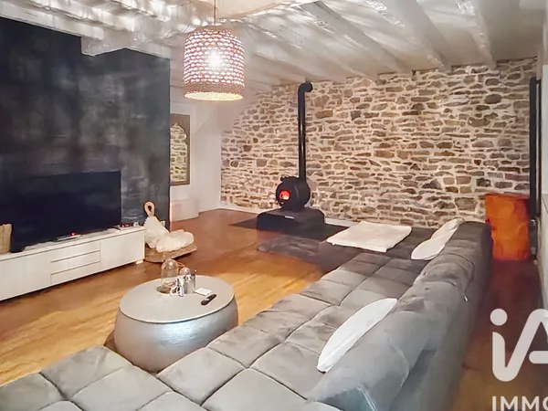 Maison 14 pièces 250 m² 