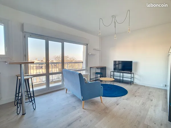 Studio 1 pièce 26 m² 