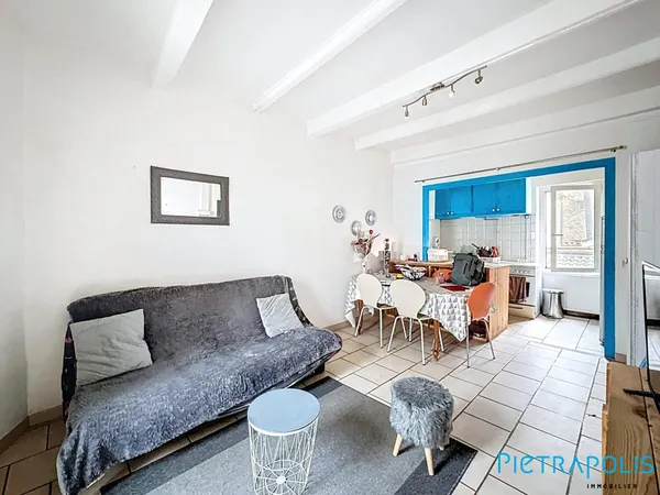 BÉZIERS - PROCHE CHAMPS DE MARS - Appartement T2 46,56m² loi c 