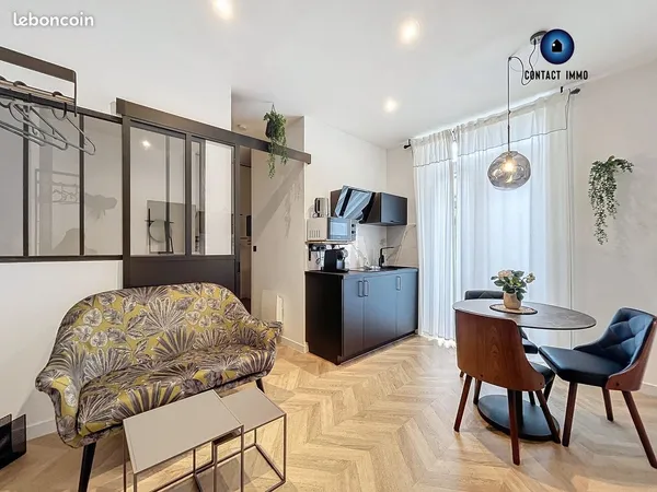 Studio 2 pièces 22 m² 