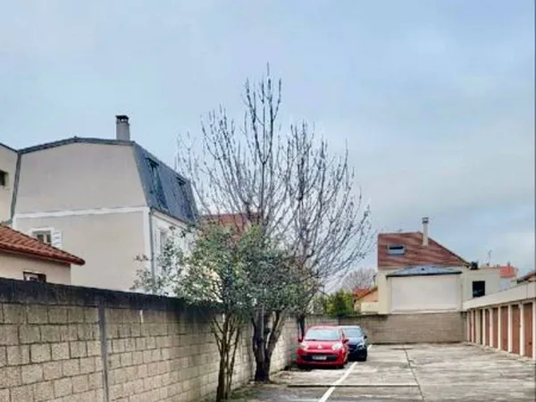Parking 14 m² 