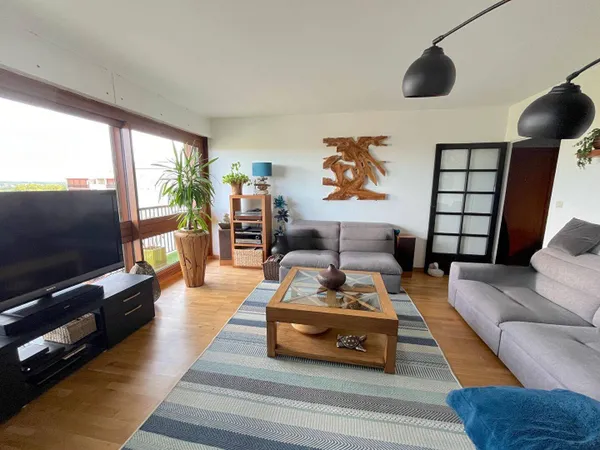 Appartement 4 pièces 75 m² 