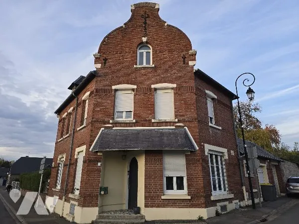 Maison 9 pièces 184 m² 