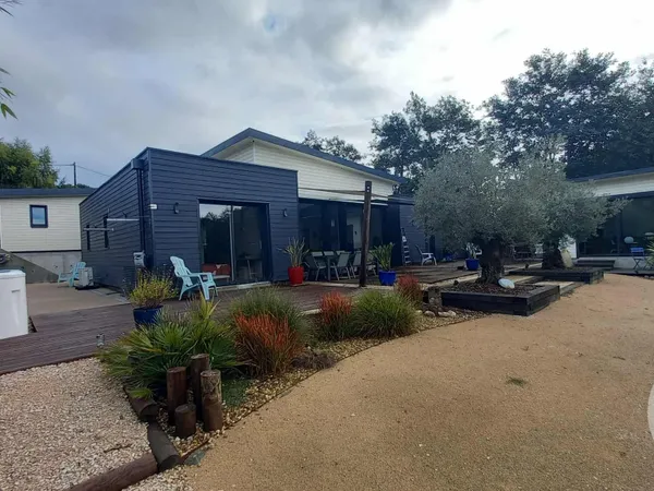 Maison 6 pièces 121 m² 