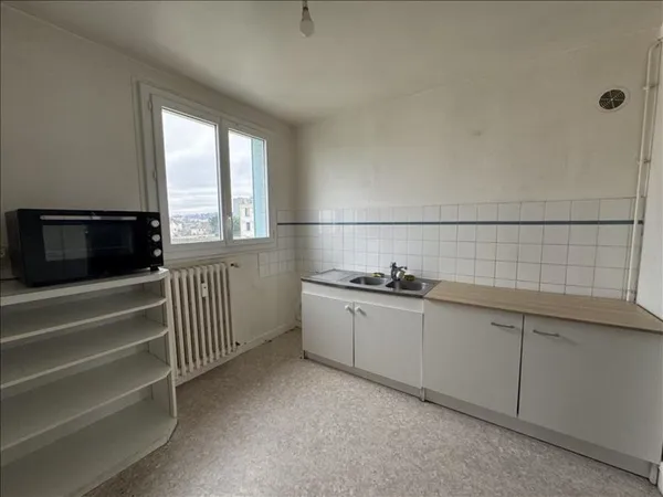 Appartement de 3 pièces principales 