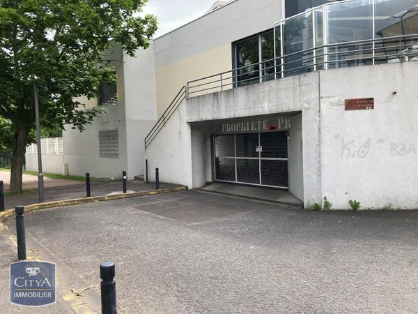 Parking - Garage Location Clermont-Ferrand   65€
