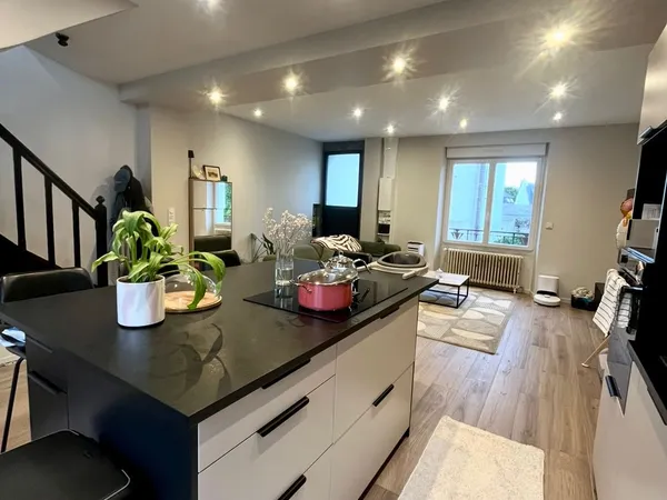 MAISON ANNEE 1930 RÉNOVÉE EN 2022 