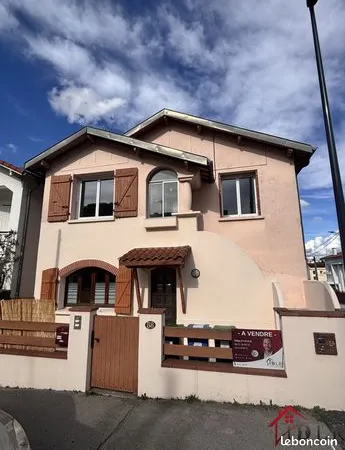 Immeuble 6 pièces 130 m² 