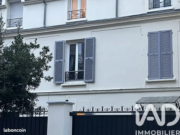 Maison 11 pièces 205 m² 
